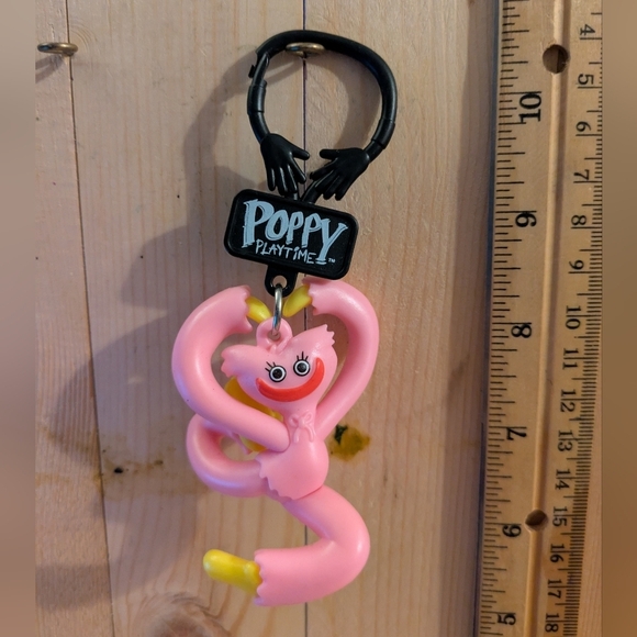 Poppy Playtime Pink Keychain - Picture 1 of 3
